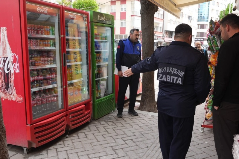 Zabıta ekiplerinden ortak alanlara sıkı denetim