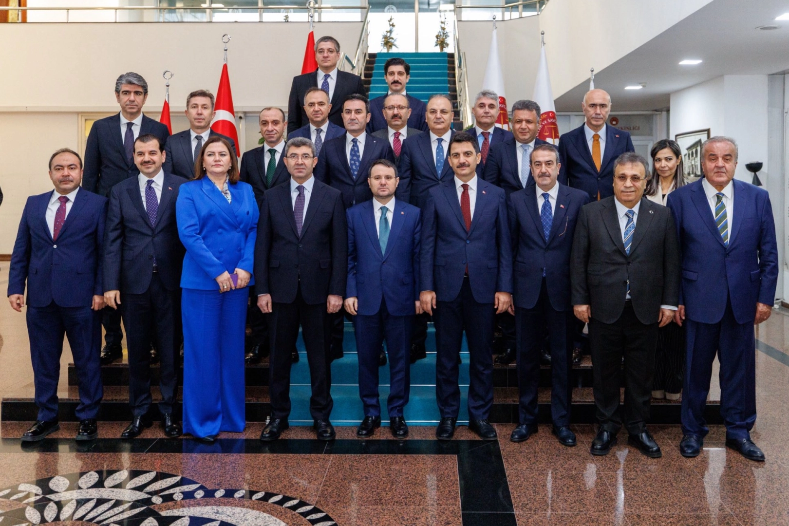 Bakan G&uuml;rlek'ten ilk toplantı