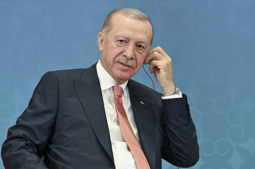 Cumhurbaşkanı Erdoğan&rsquo;dan Magyar&rsquo;a tebrik telefonu