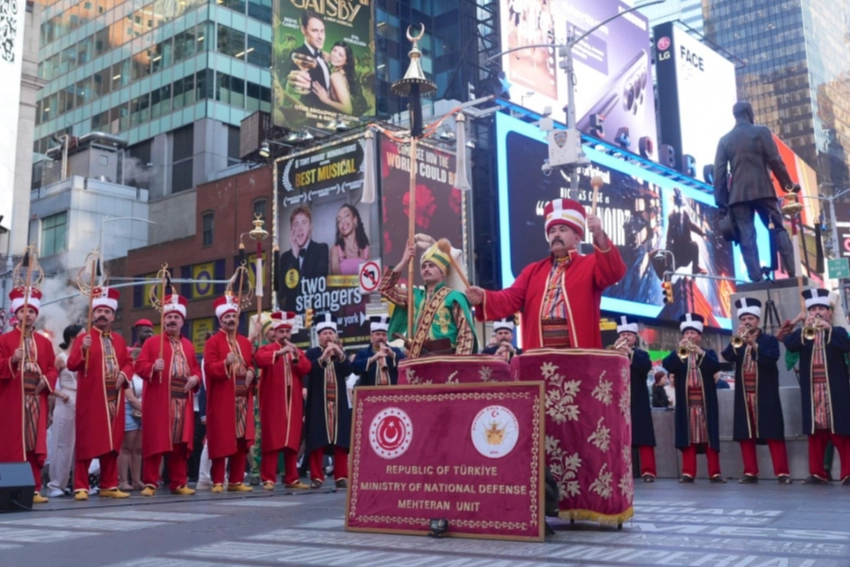 Times Meydanı'nda mehter performansı