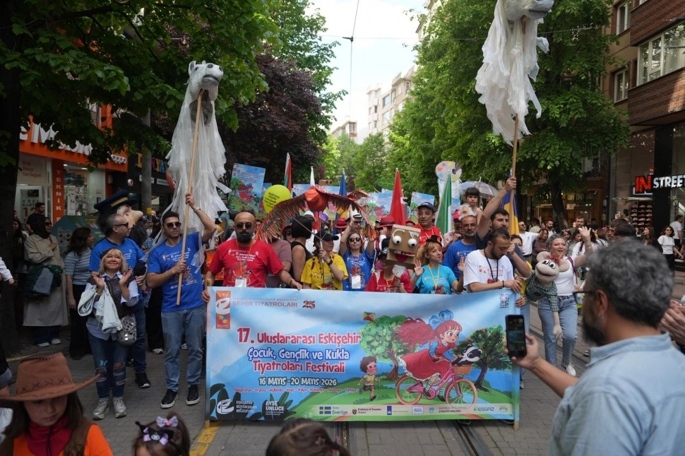 &Ccedil;ocuk ve Gen&ccedil;lik Tiyatrosu Festivali sona erdi
