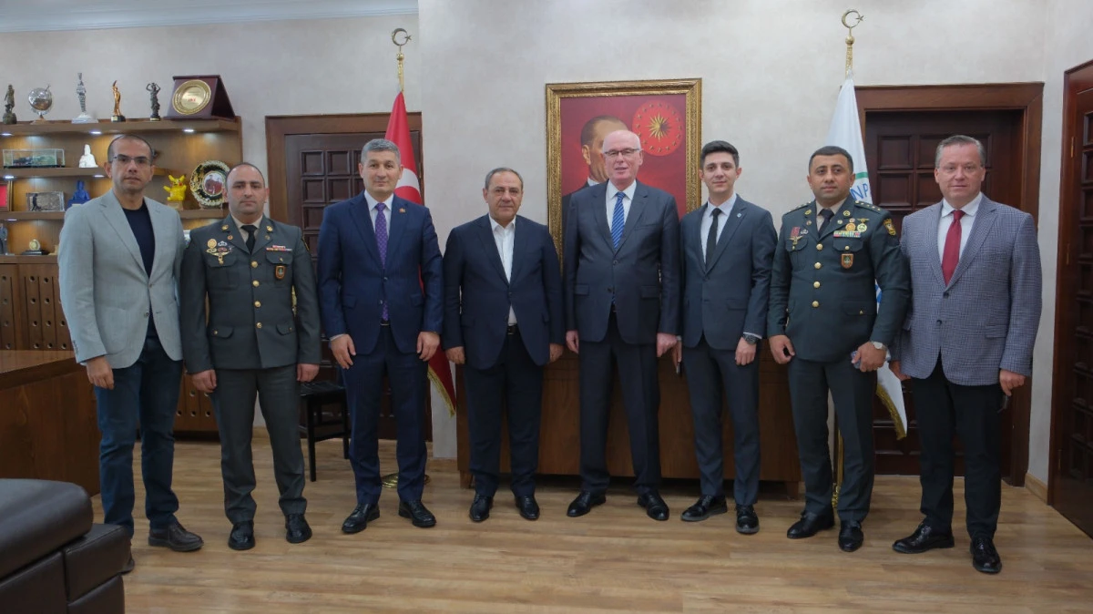 Azerbaycan&rsquo;dan dostluk ziyareti