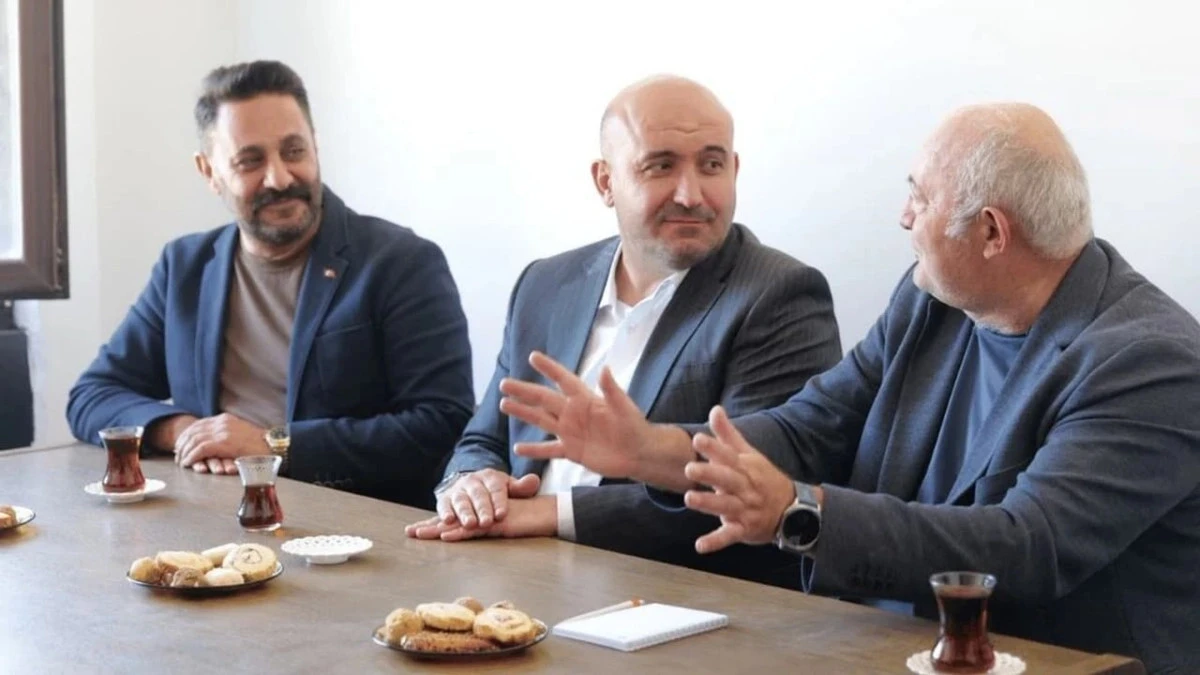 Başkan Albayrak gazetecileri dinledi