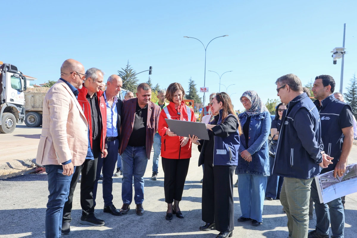 Başkan &Uuml;nl&uuml;ce&rsquo;den bulvarda inceleme