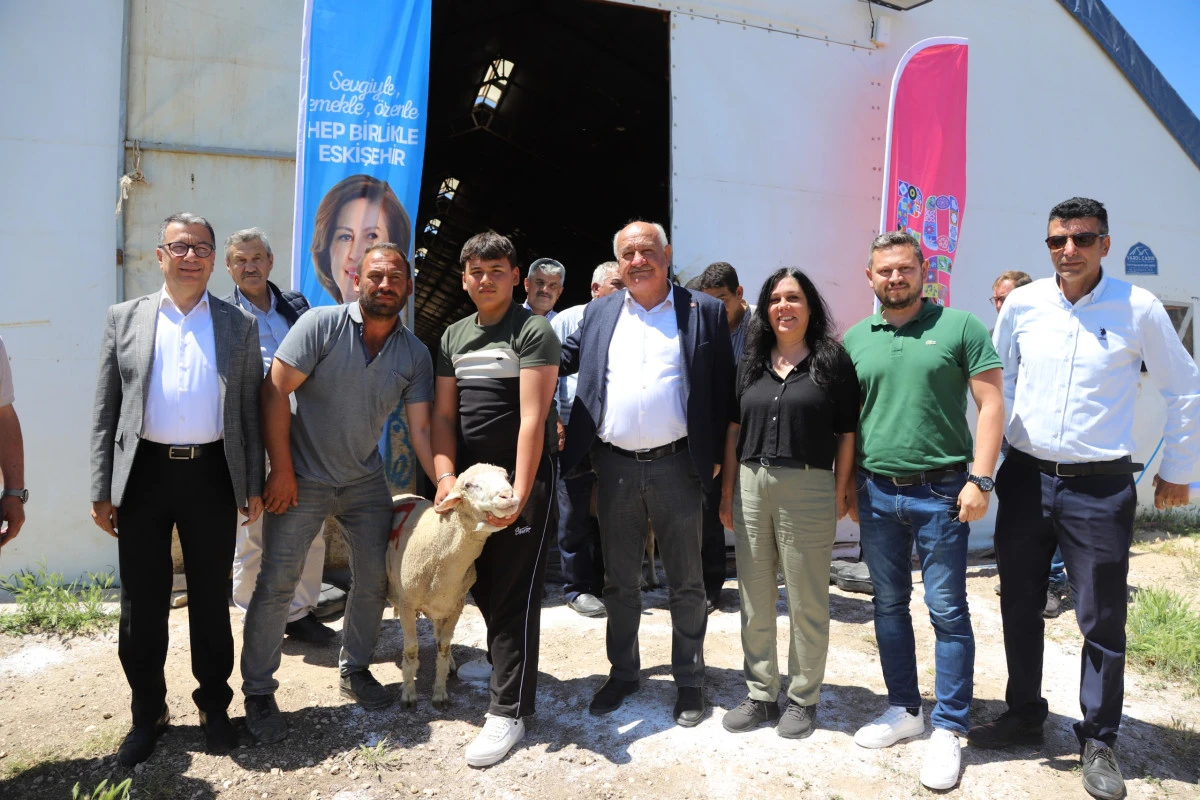 B&uuml;y&uuml;kşehir&rsquo;den &uuml;reticiye damızlık ko&ccedil;