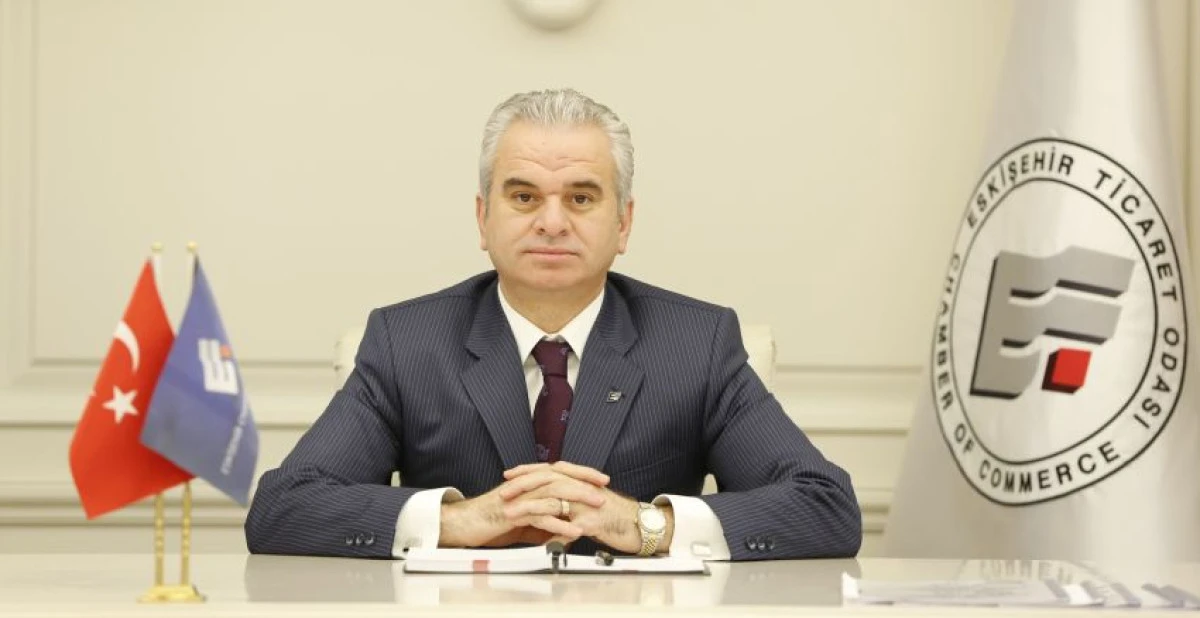 Demokrasi şehitlerimizi rahmetle anıyoruz