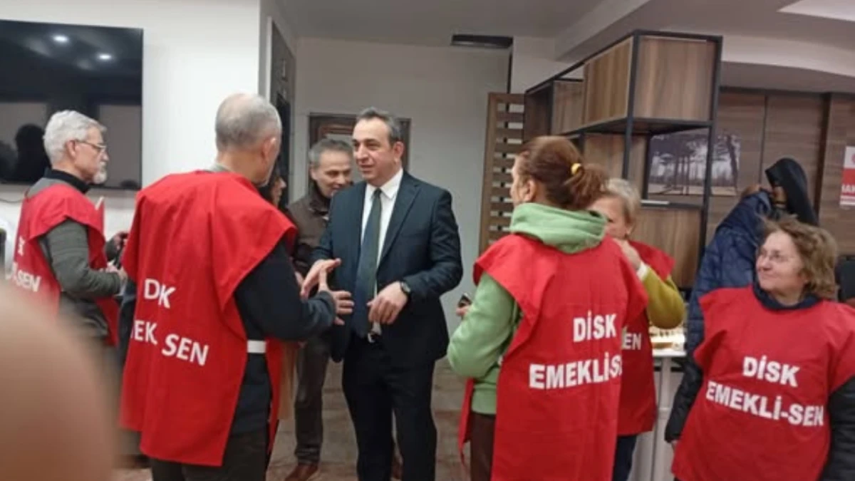 Emeklilerin sesine destek b&uuml;y&uuml;yor!