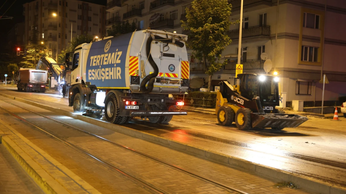 Gece mesaisinde sıra Öğretmenler Bulvarı’nda