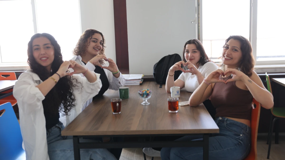 Gençlere barınma ve burs