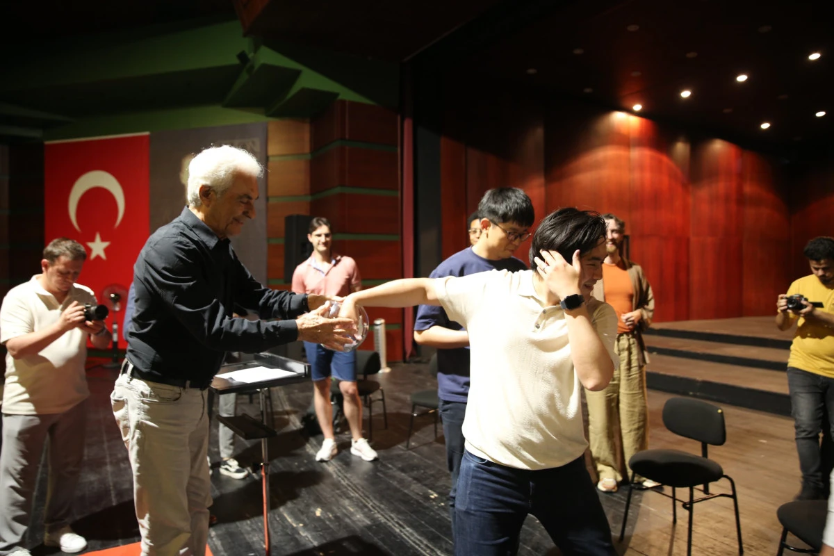 Orkestra şefliği i&ccedil;in finalistler belli oldu