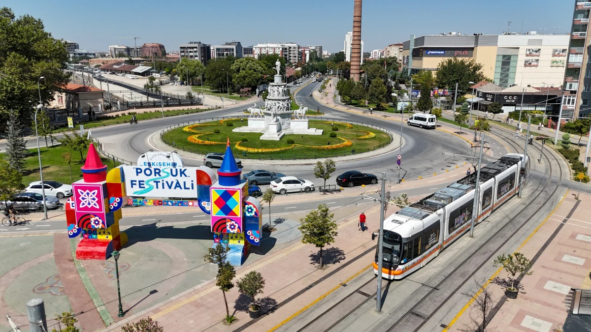 Porsuk akıyor, festival başlıyor!