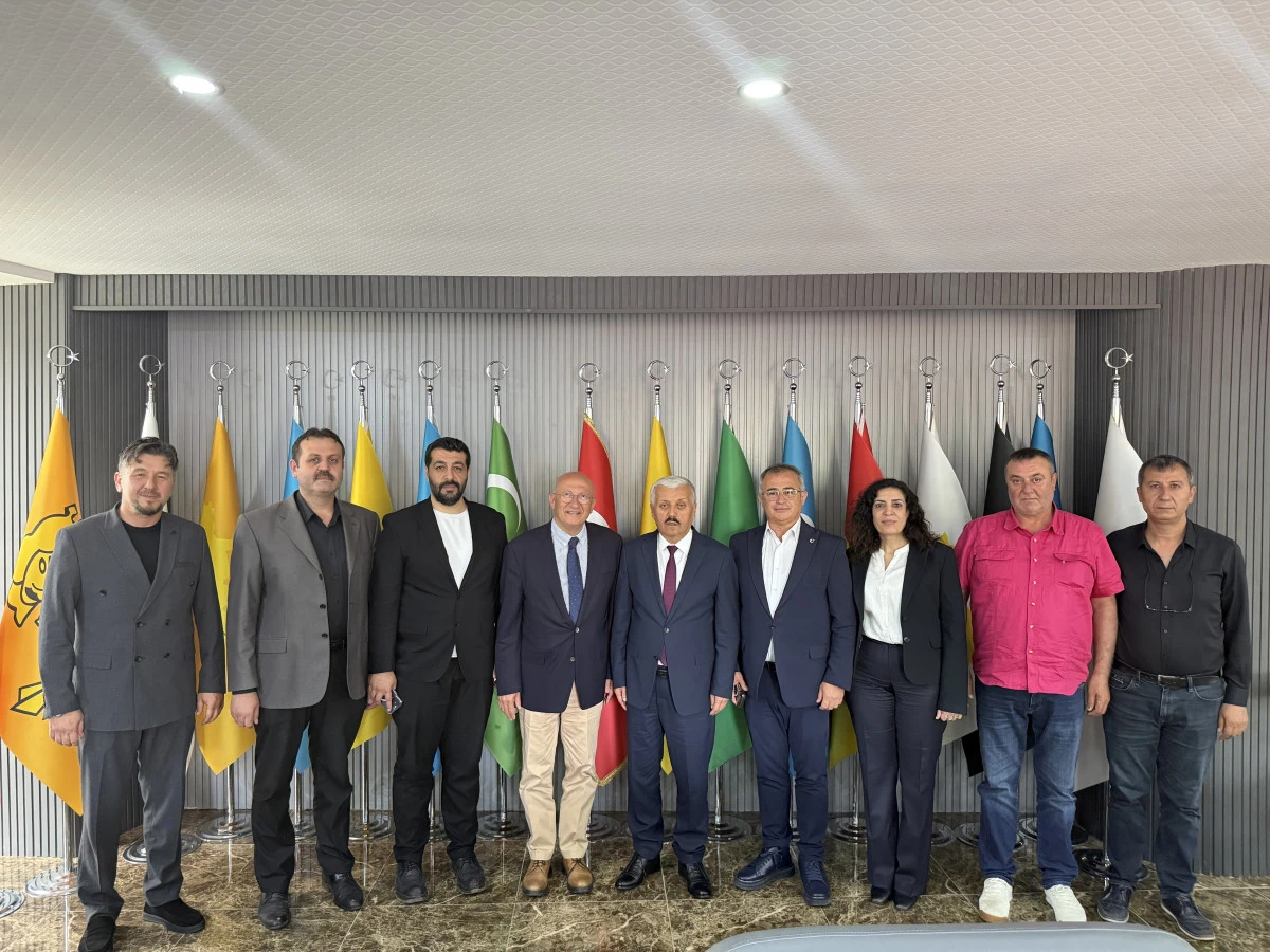 Şehir esnafımızın sorunlarının takip&ccedil;isiyiz