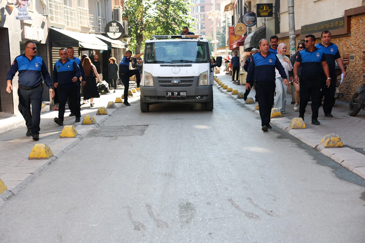 Tepebaşı sokaklarında işgale ge&ccedil;it yok!