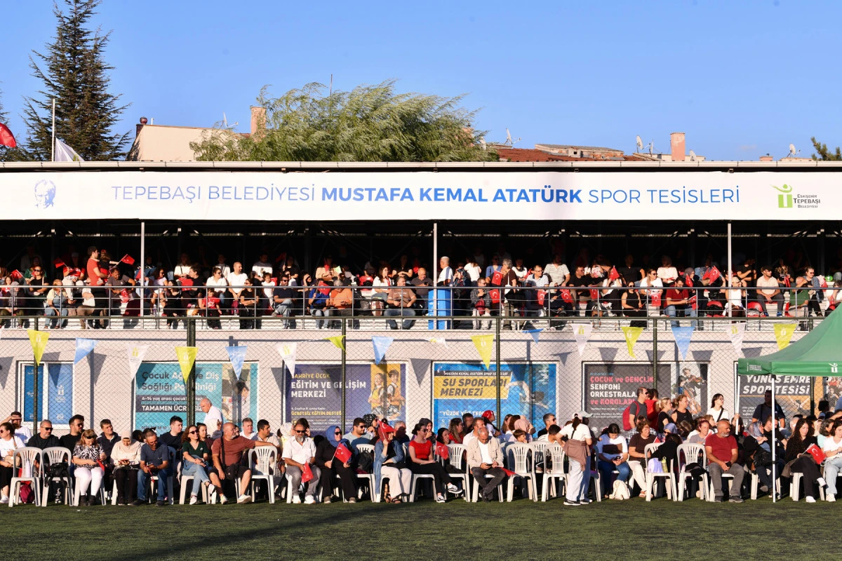 Tepebaşı&rsquo;nda coşku sporla ta&ccedil;landı