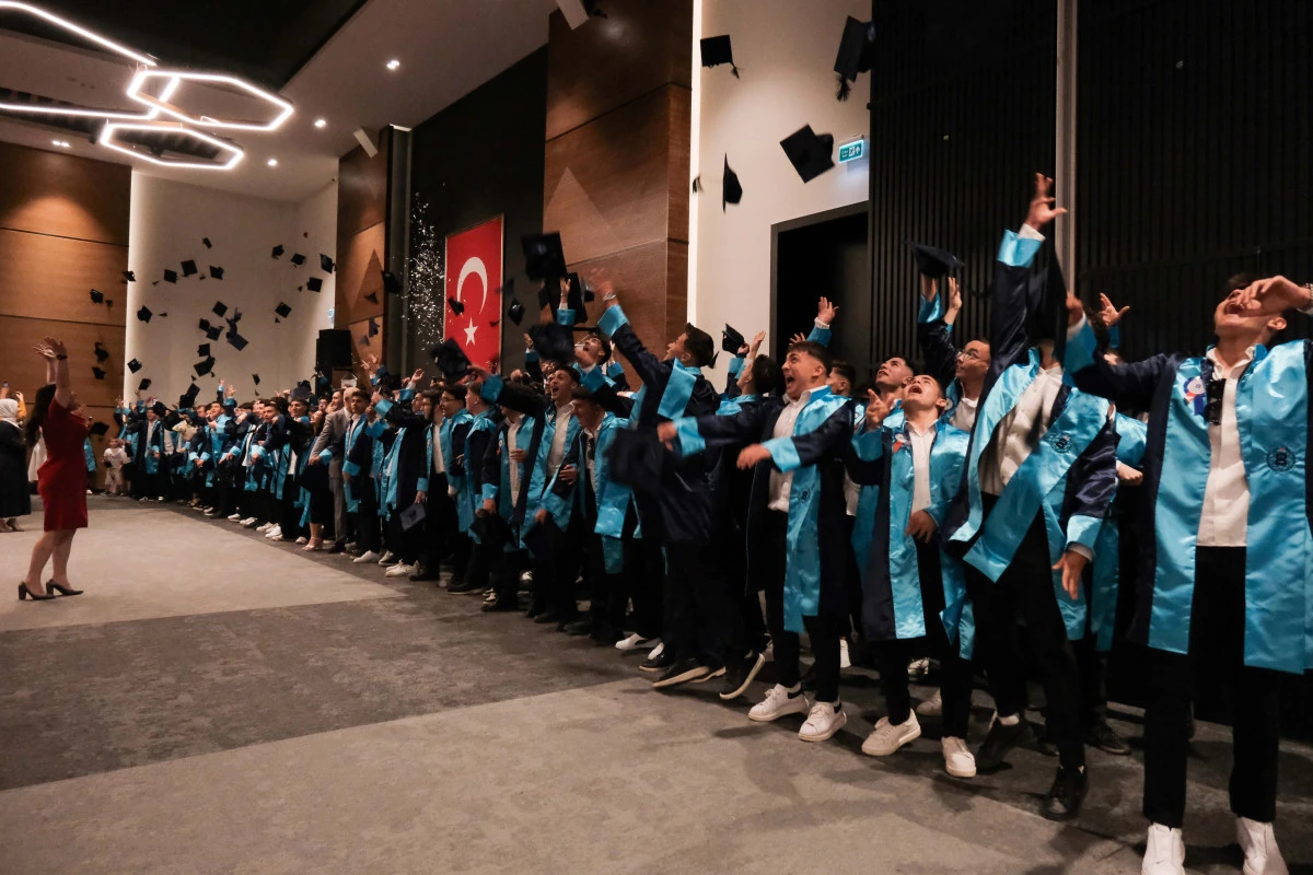 T&uuml;rkiye'ye eğitim modeli olduk