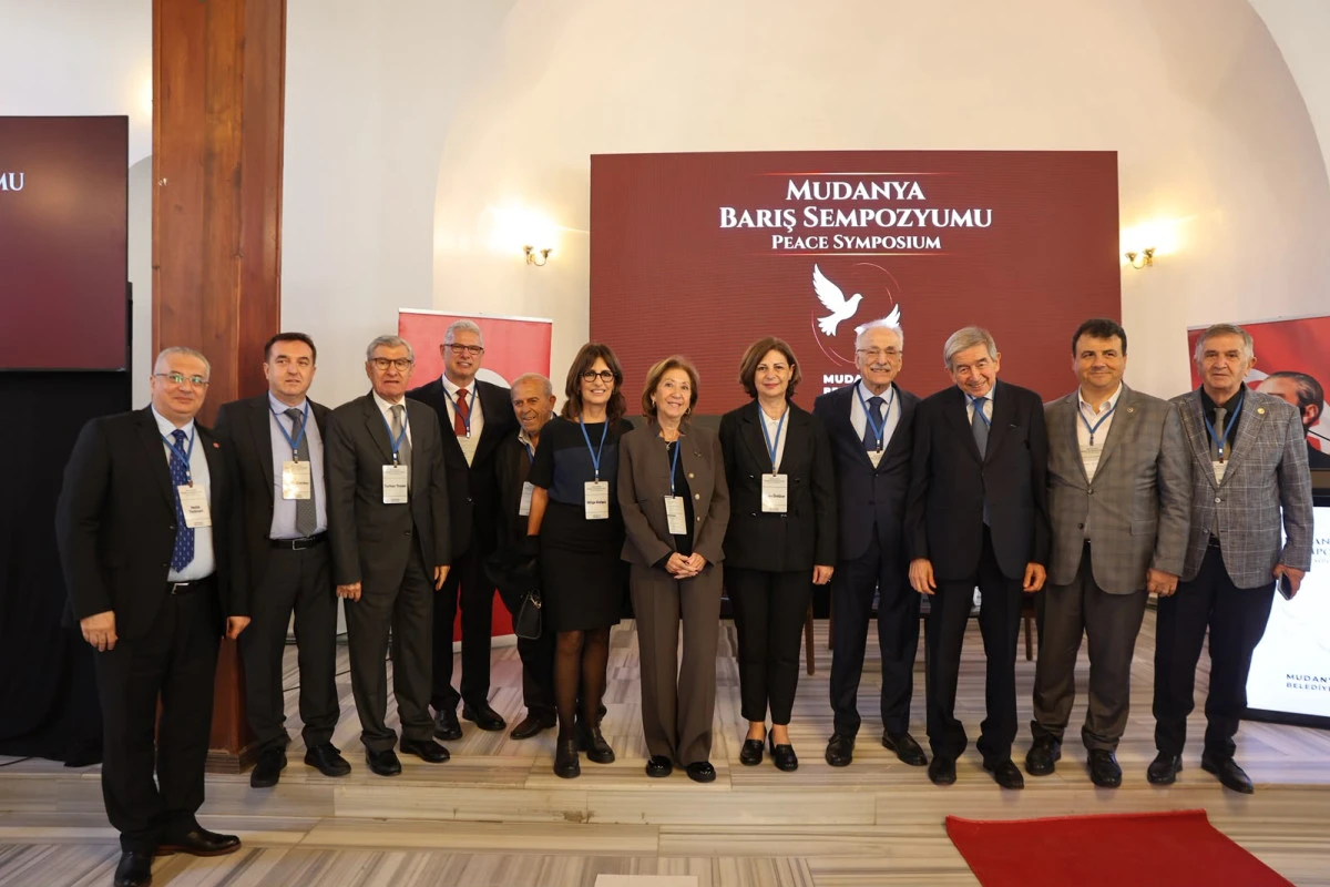 &Uuml;nl&uuml;ce Mudanya Barış Sempozyumu&rsquo;nda